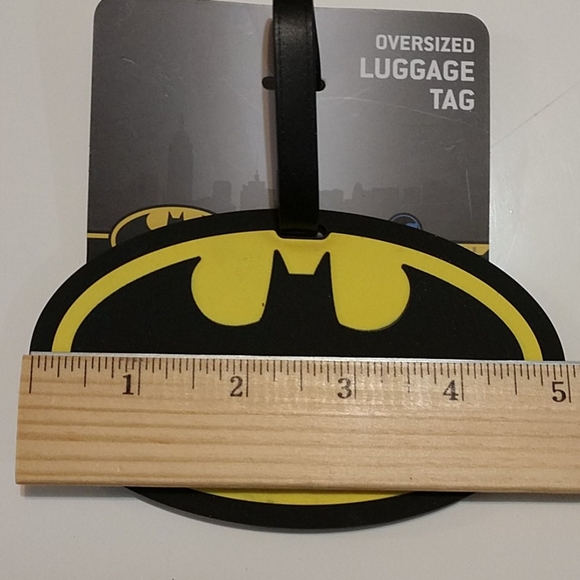 DC Comics Batman Oversized Luggage Tag NWT - Picture 2 of 4
